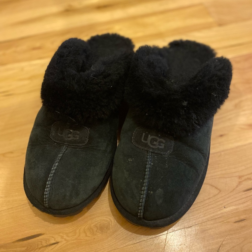 Black Ugg slippers